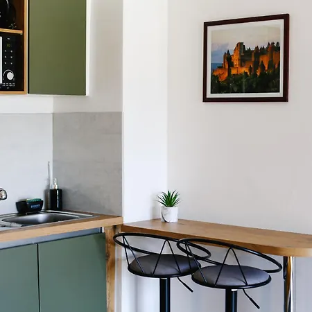 Avec Parking Vue Sur La Cité De