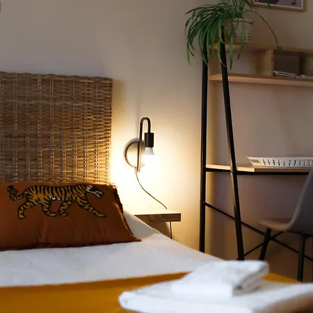 Avec Parking Vue Sur La Cité De