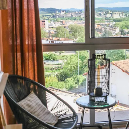 Avec Parking Vue Sur La Cite De